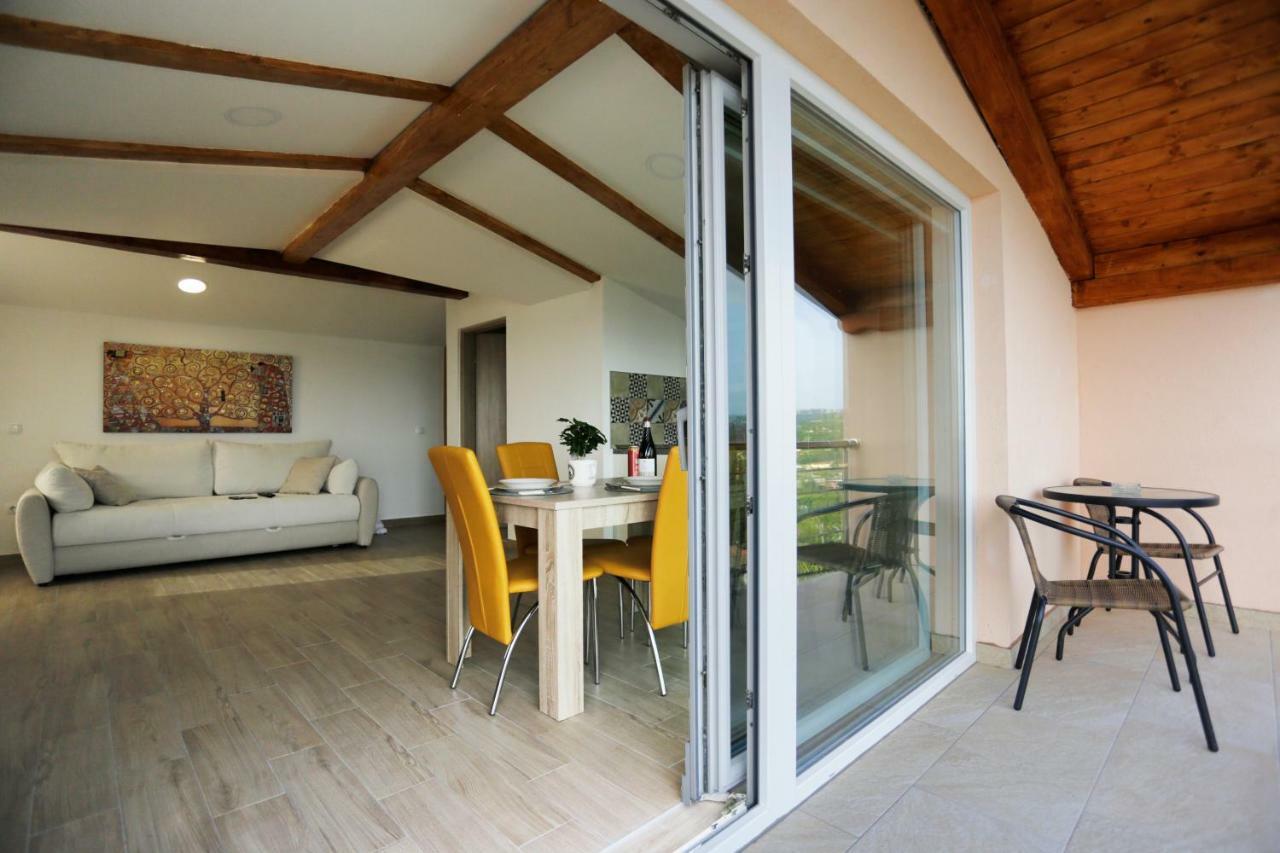 Red Rose Apartment Portorož Kültér fotó